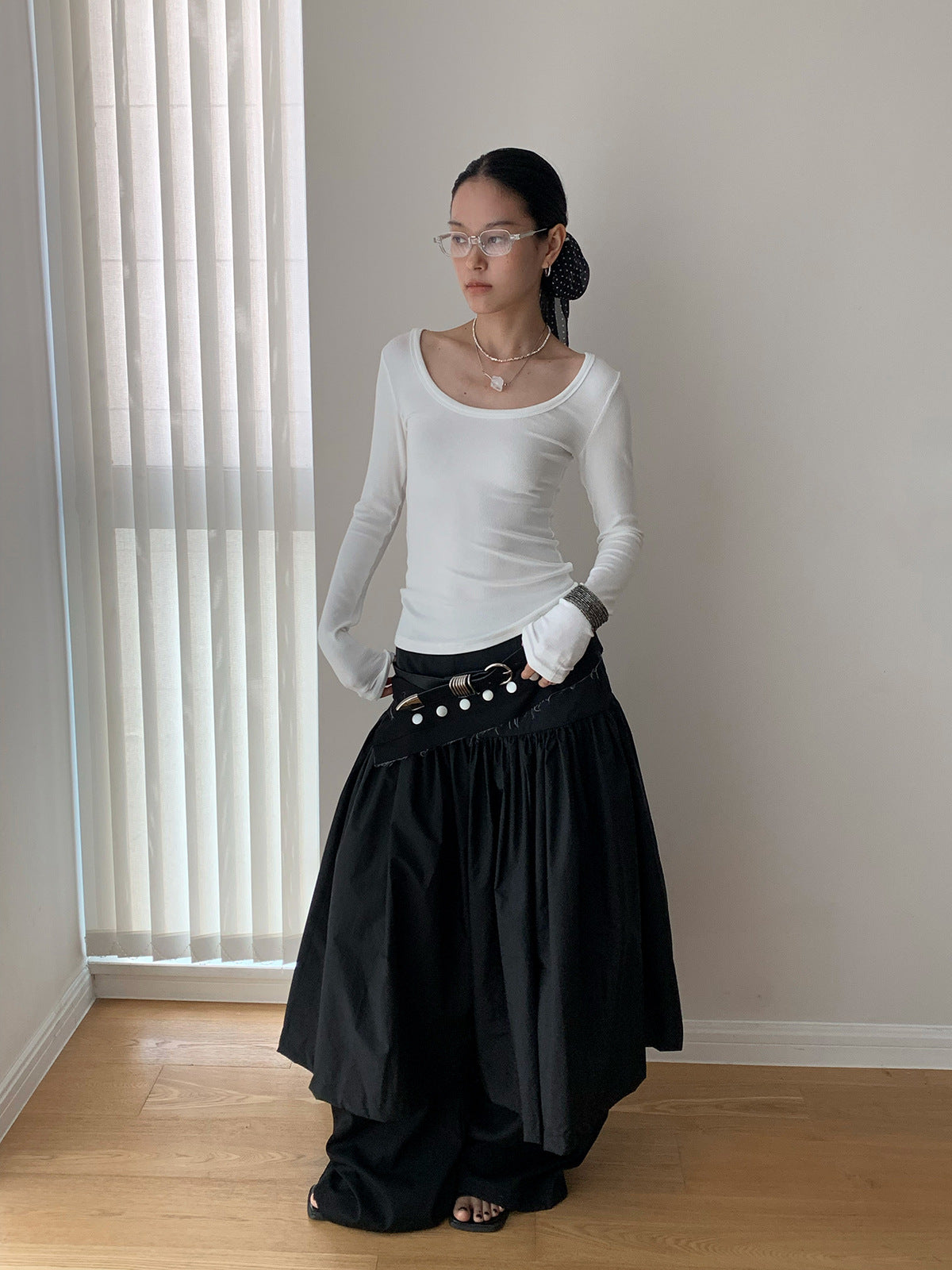 Scoop Neck Adjustable Open Back Long Sleeve Top