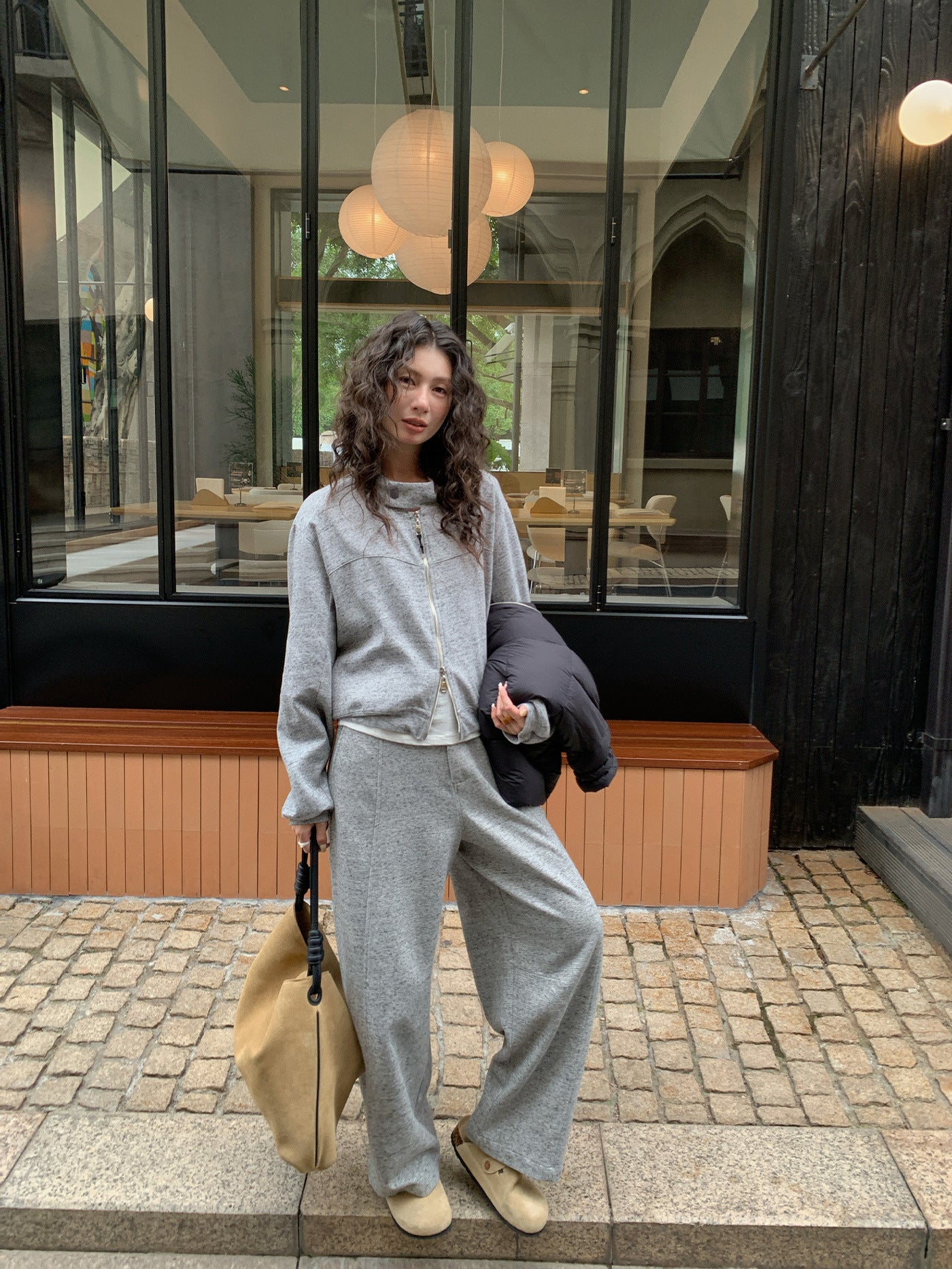 Simple Urban Casual Short Zip-Up Sweatshirt
