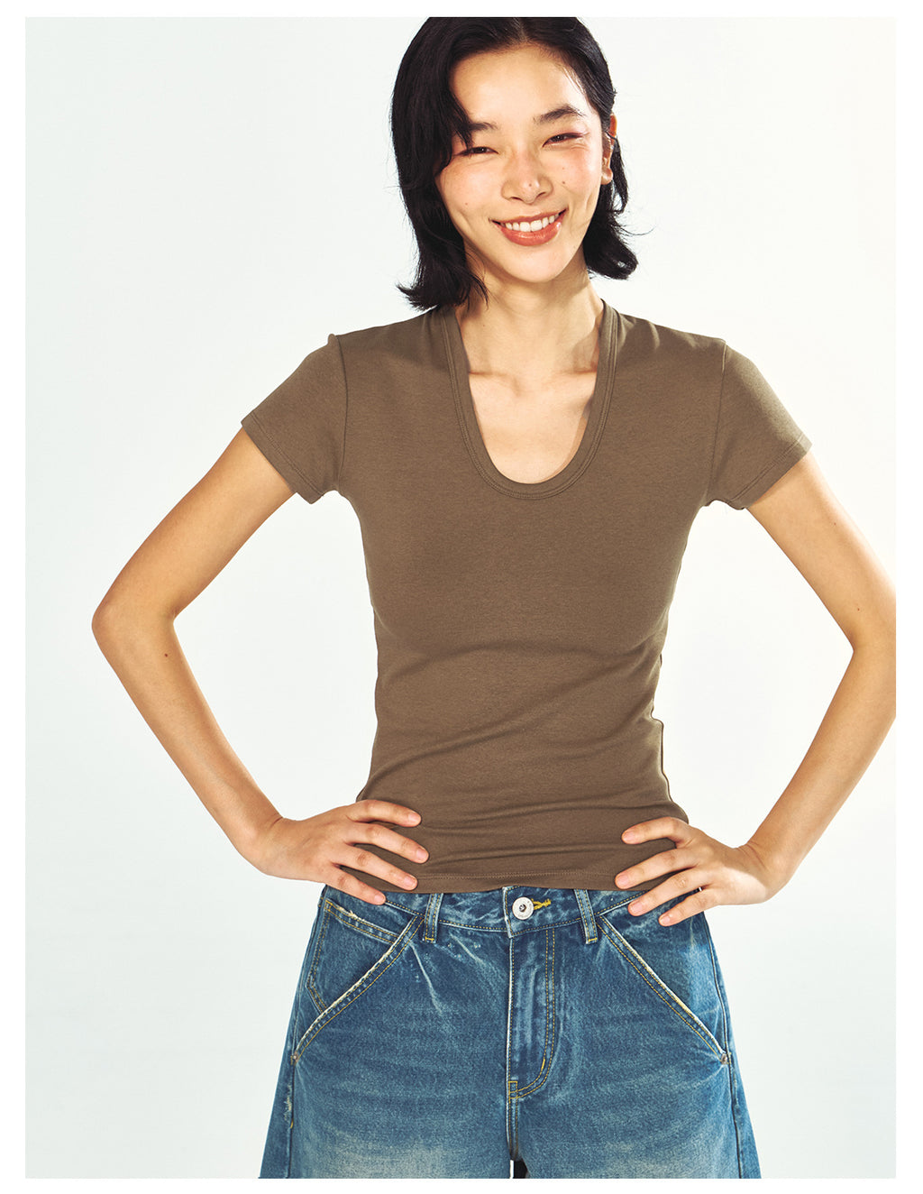 Stretchy Skin-Friendly U-Neck Slim T-Shirt