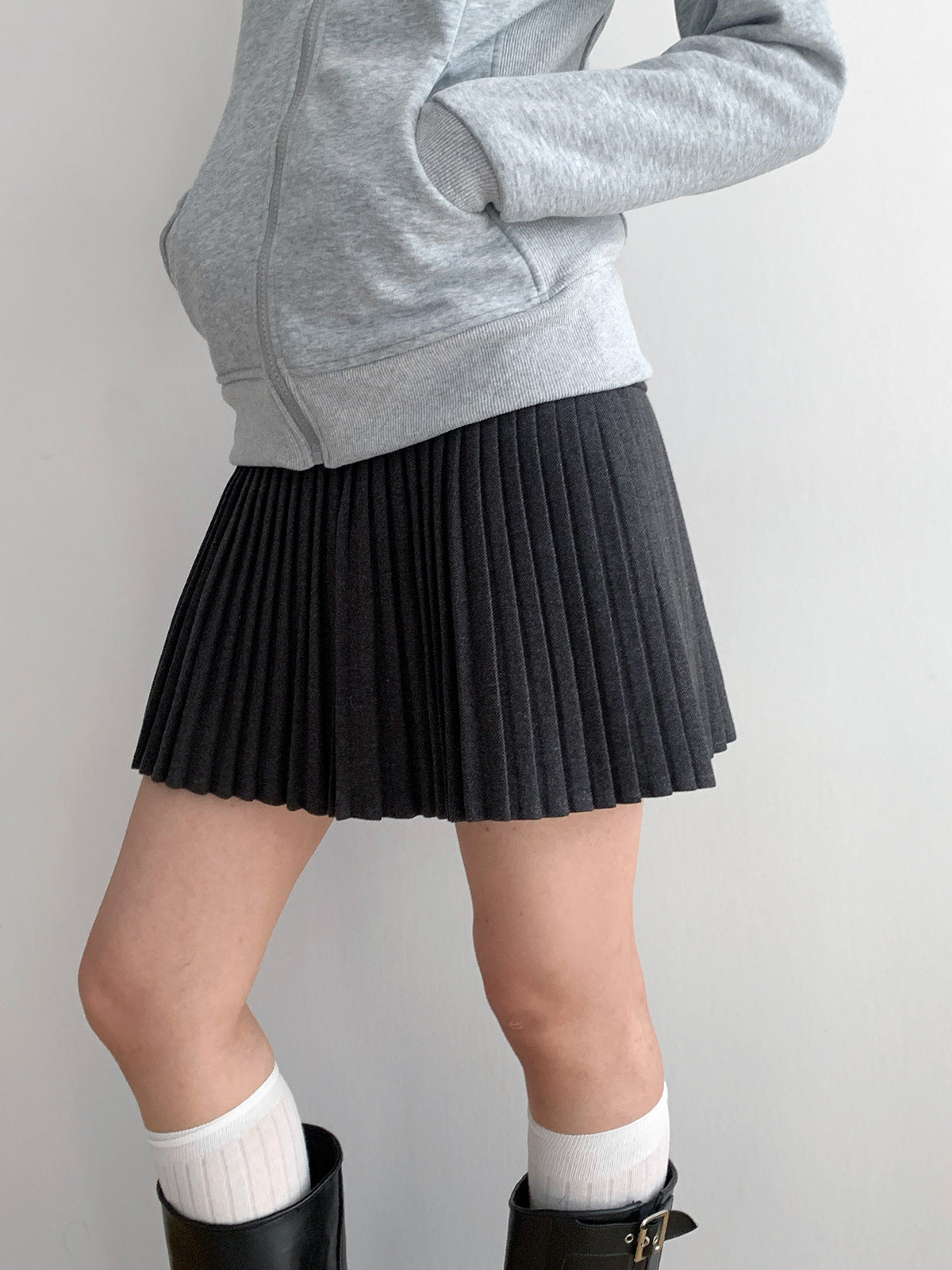 Woolen Thick Pleated Versatile A-line Mini Skirt