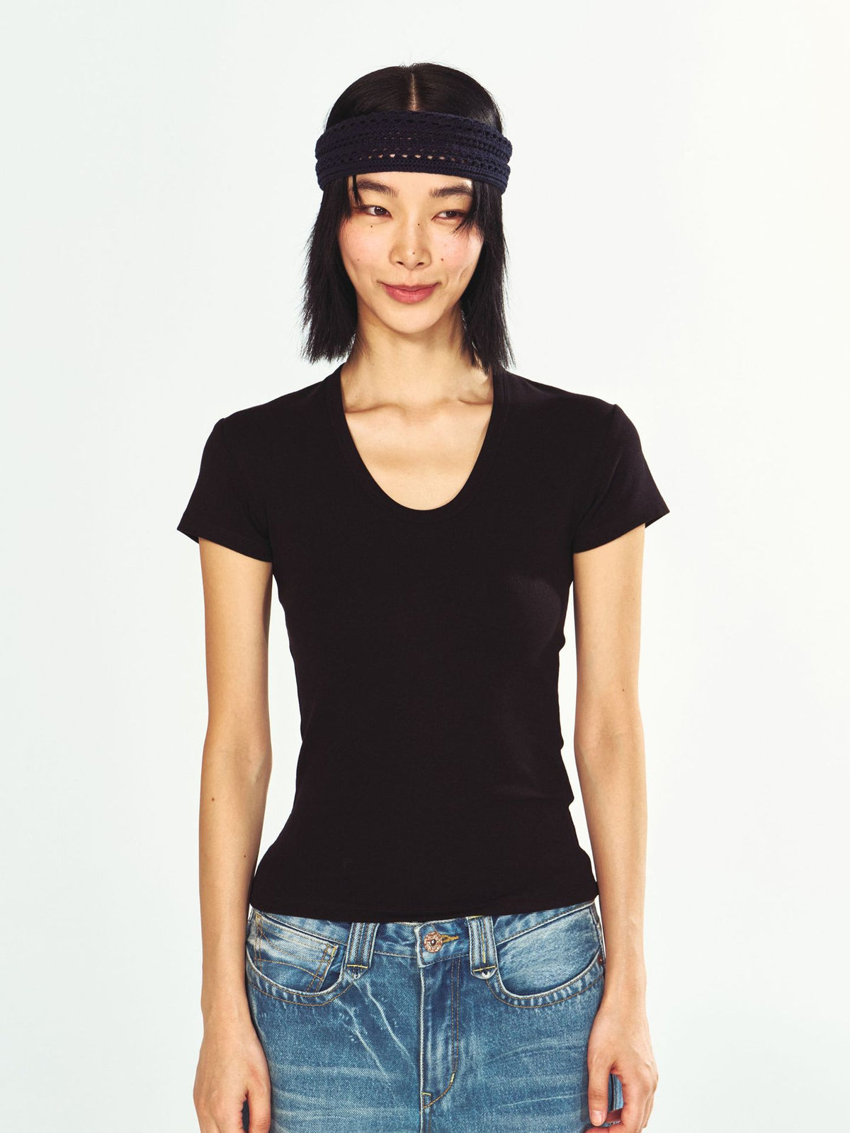 Stretchy Skin-Friendly U-Neck Slim T-Shirt