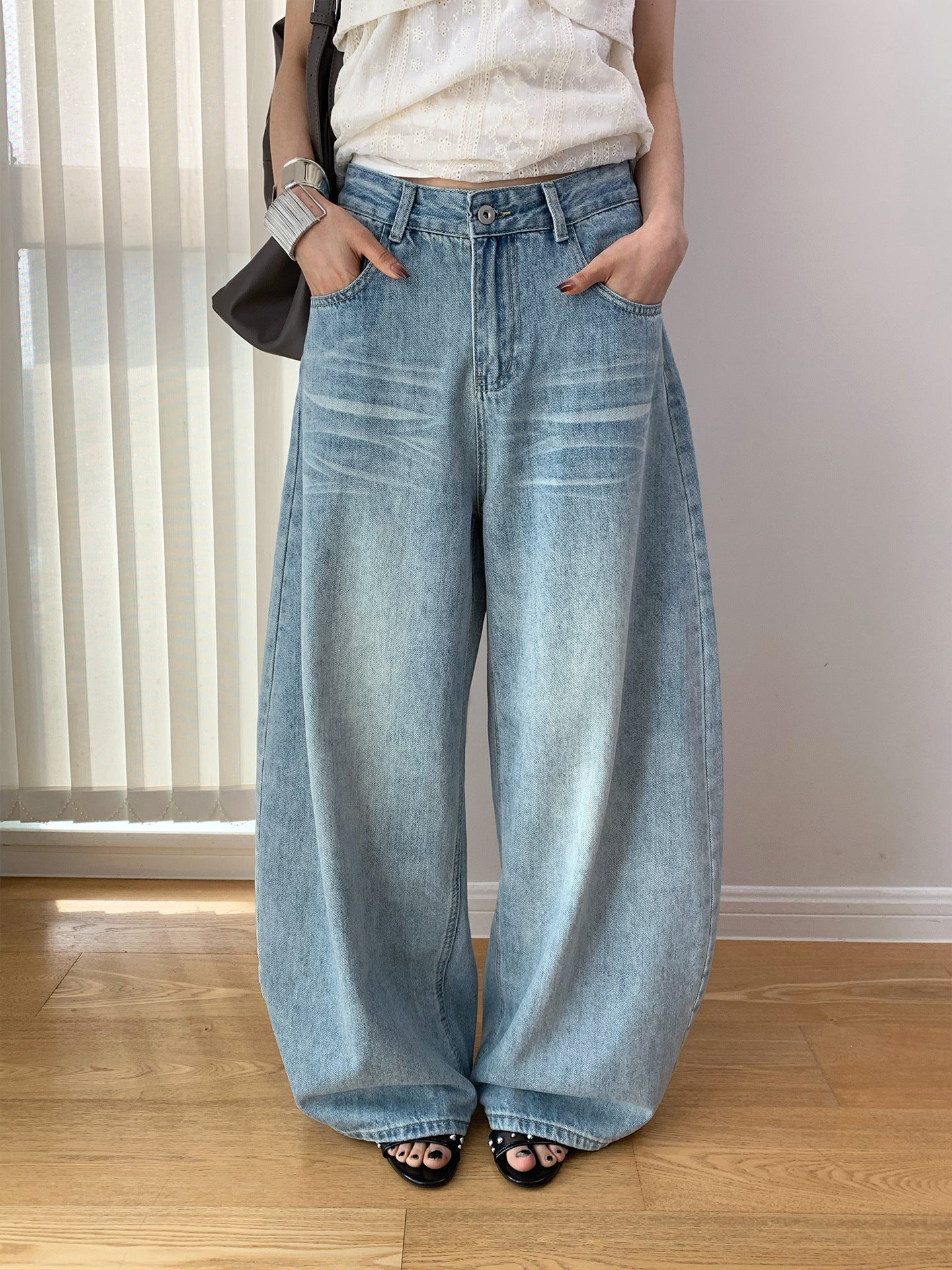 Low-Waisted Wide Leg Washed Long Baggy Jeans