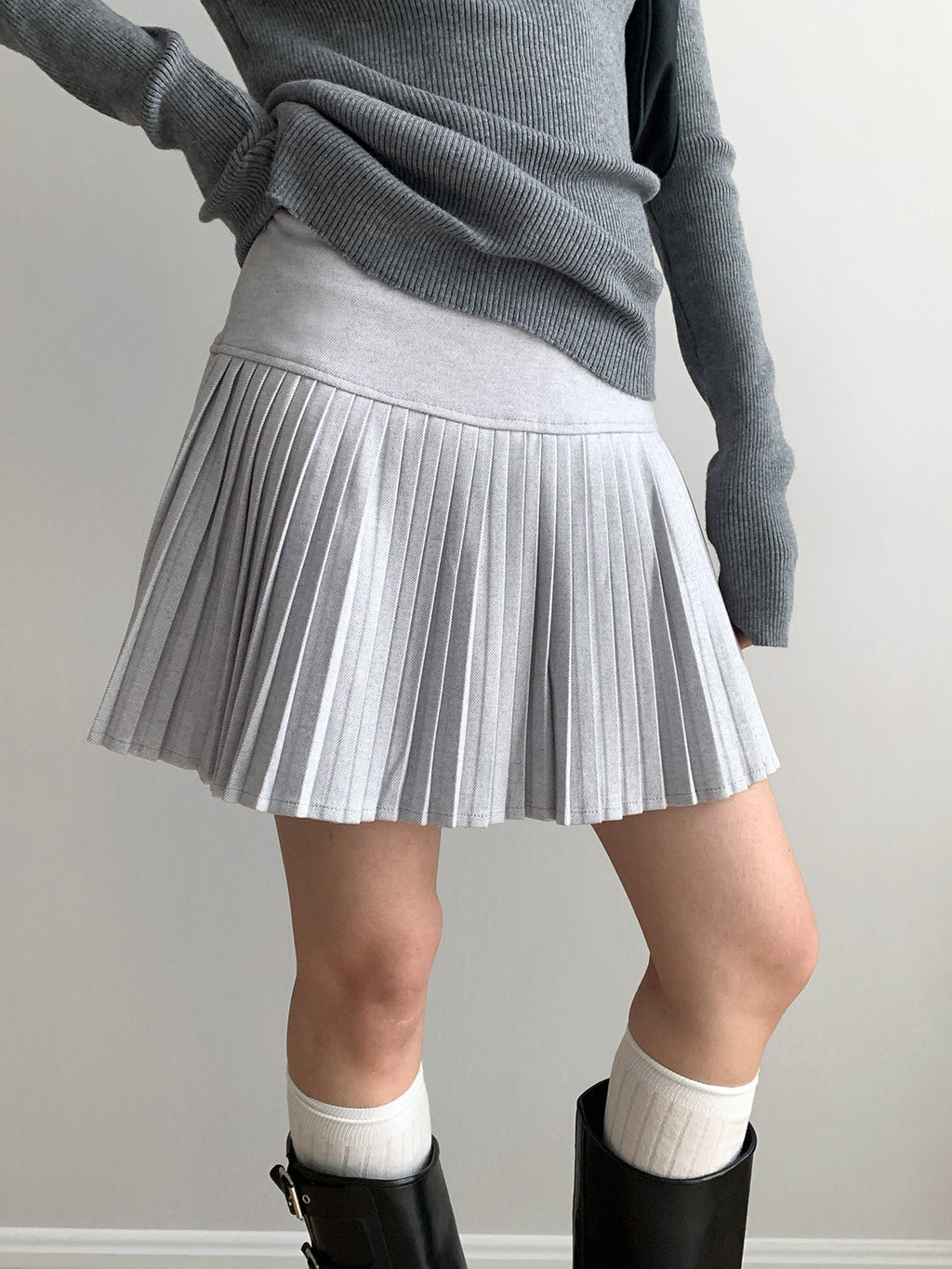 Woolen Thick Pleated Versatile A-line Mini Skirt