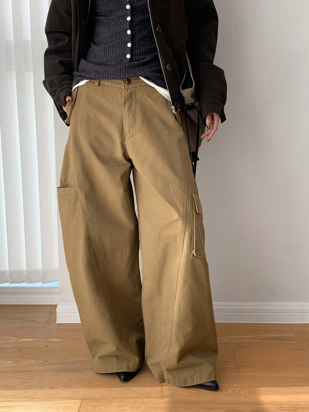 Baggy Wide Leg Cargo Pants with Angled Seam Detail