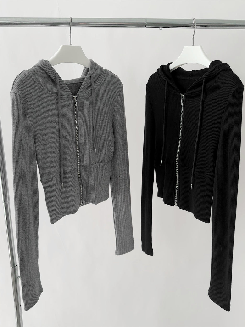 Ribbed Fitted Cropped Zip-Up Hoodie