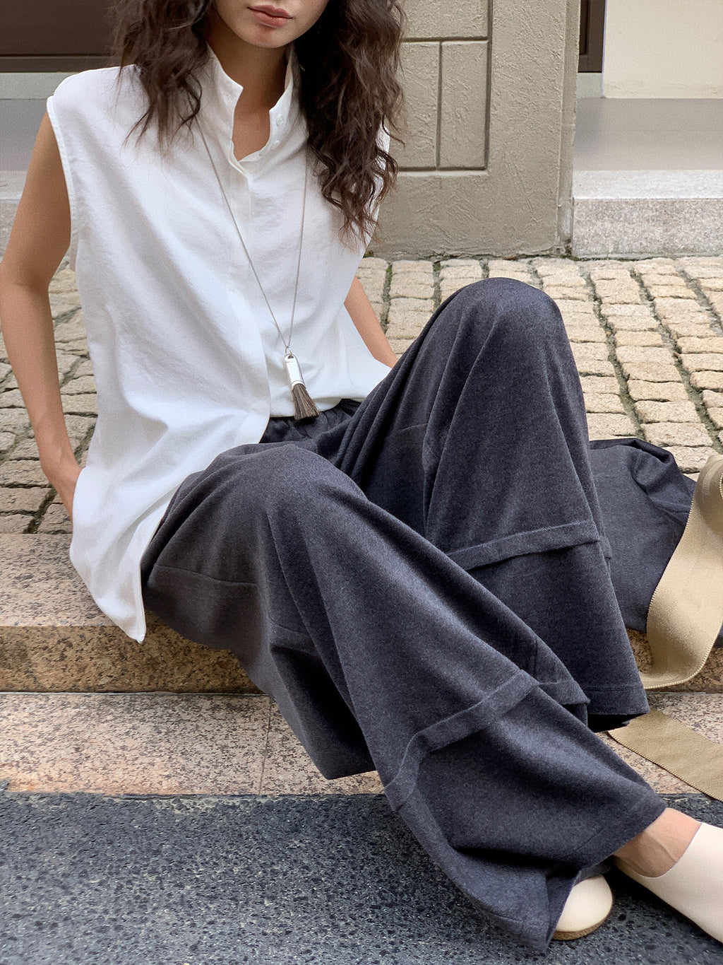 Elegant Sleeveless Stand Collar Versatile Shirt