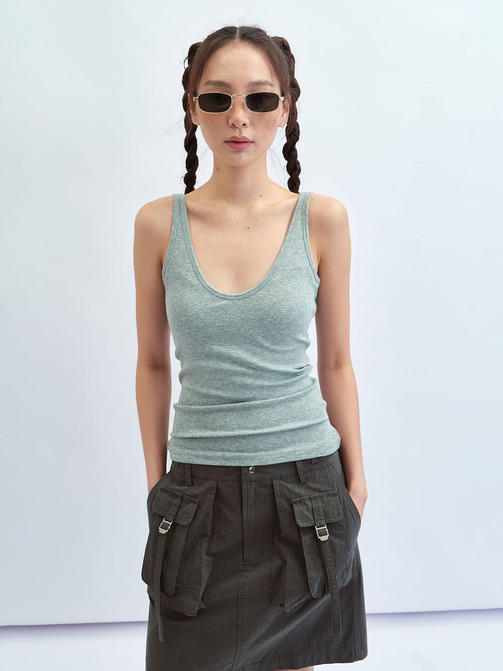 Backless Ribbed Tank Top with Built-in Chest Pads