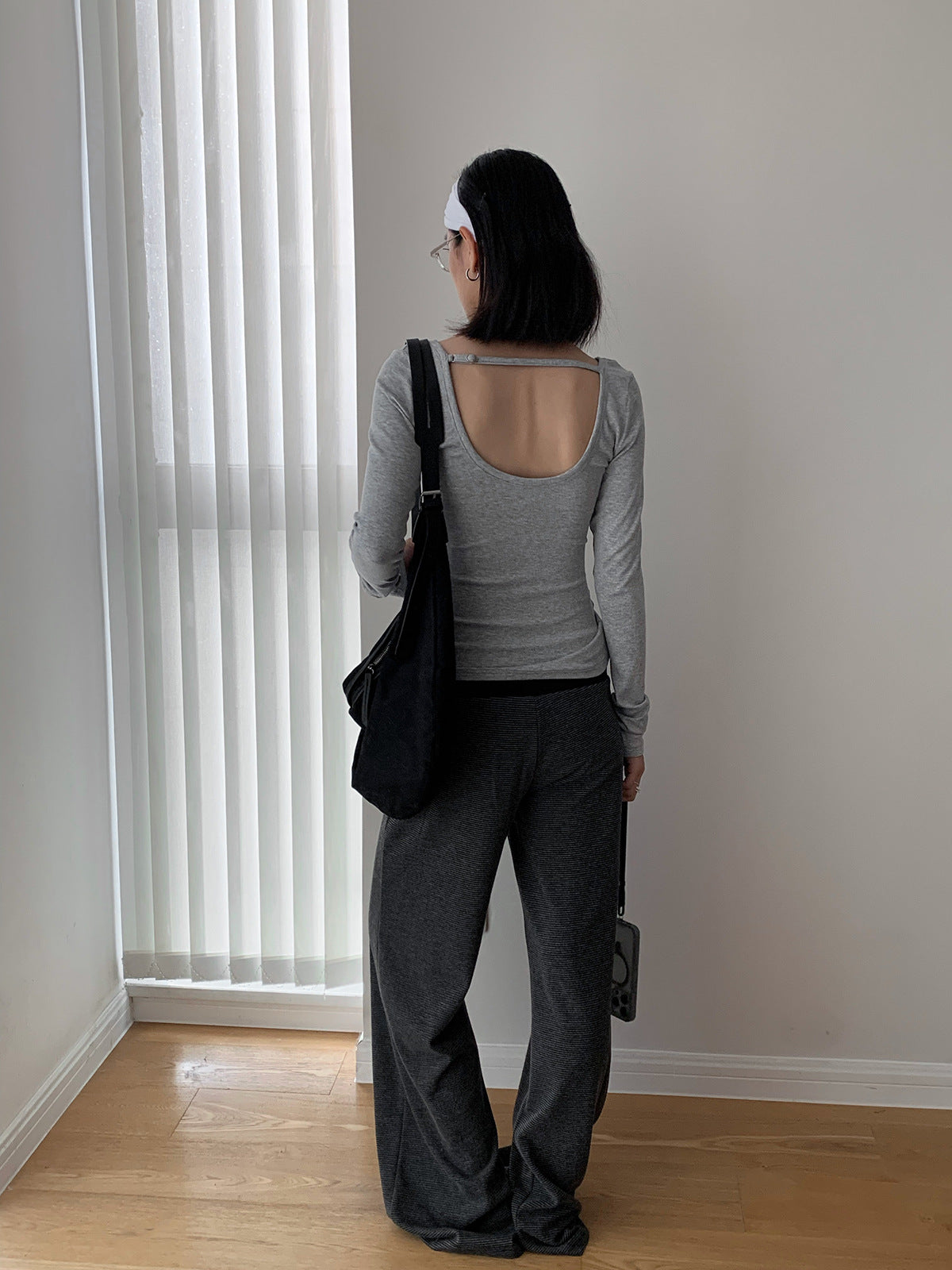 Scoop Neck Adjustable Open Back Long Sleeve Top