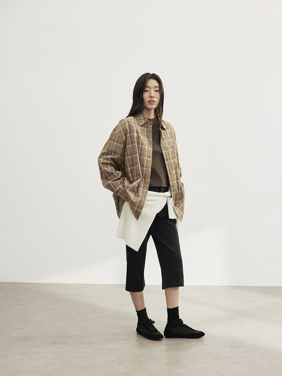 Relaxed Plaid Button-Up Long Sleeve Shirt