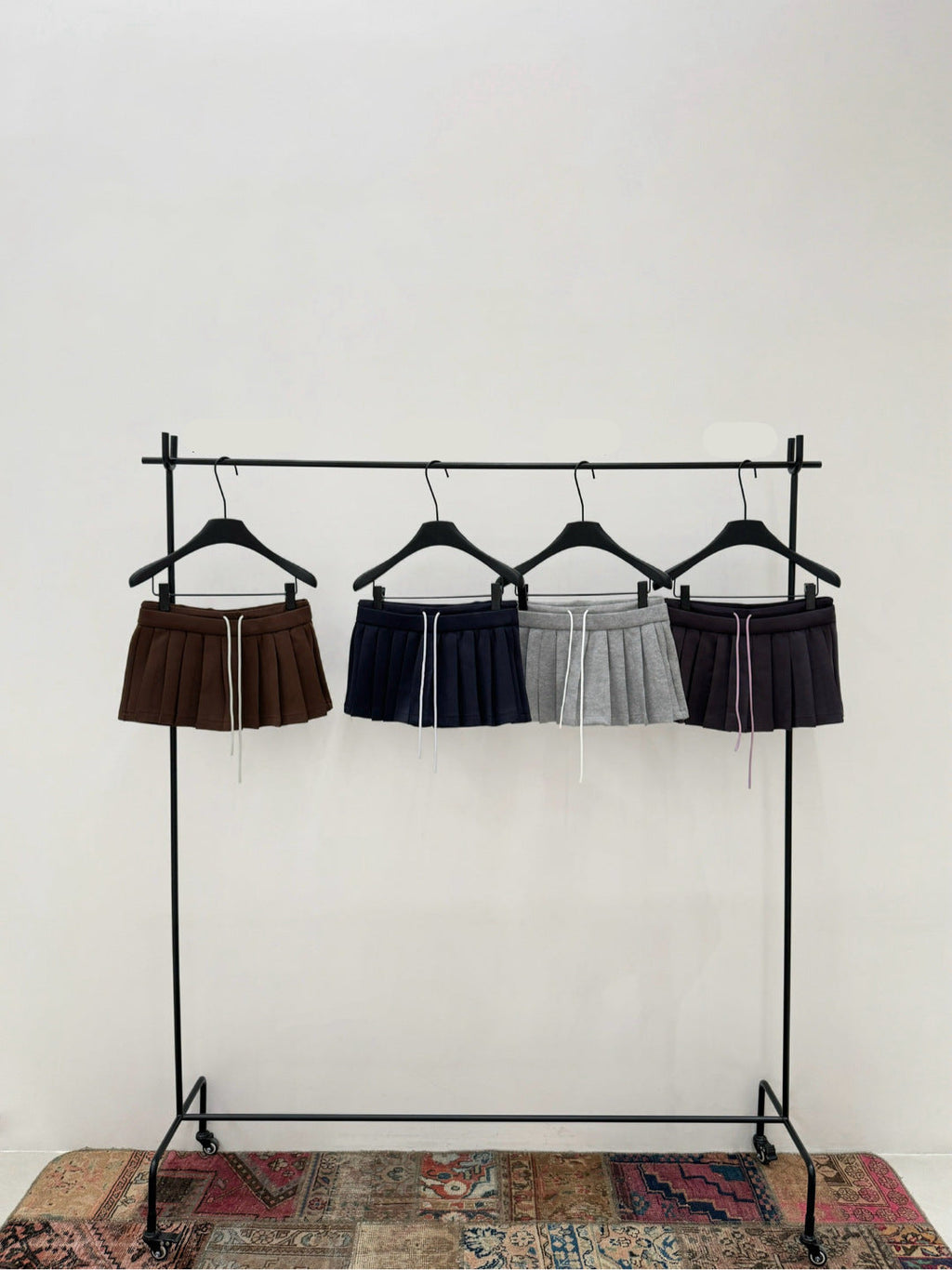 Classic Versatile Pleated Mini Skirt