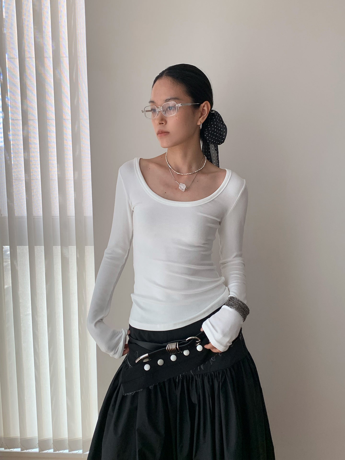 Scoop Neck Adjustable Open Back Long Sleeve Top