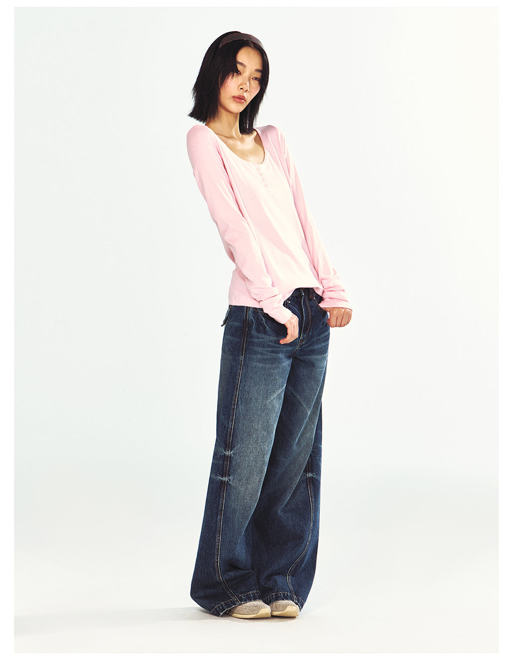 Skin-Friendly U-Neck Long Sleeve Shirt