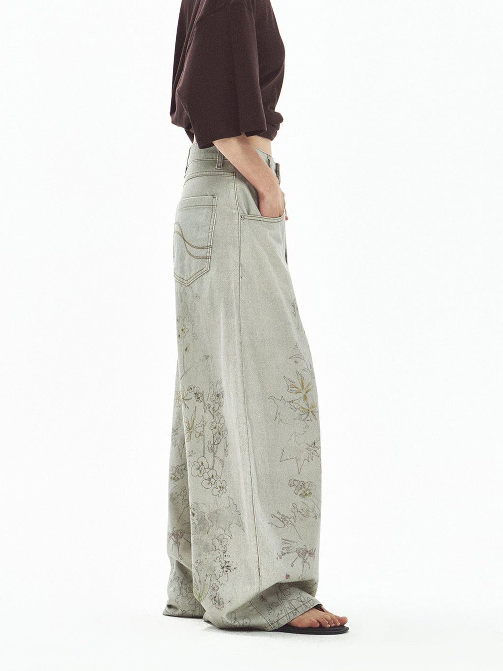 Stylish Flower Design Baggy Jeans