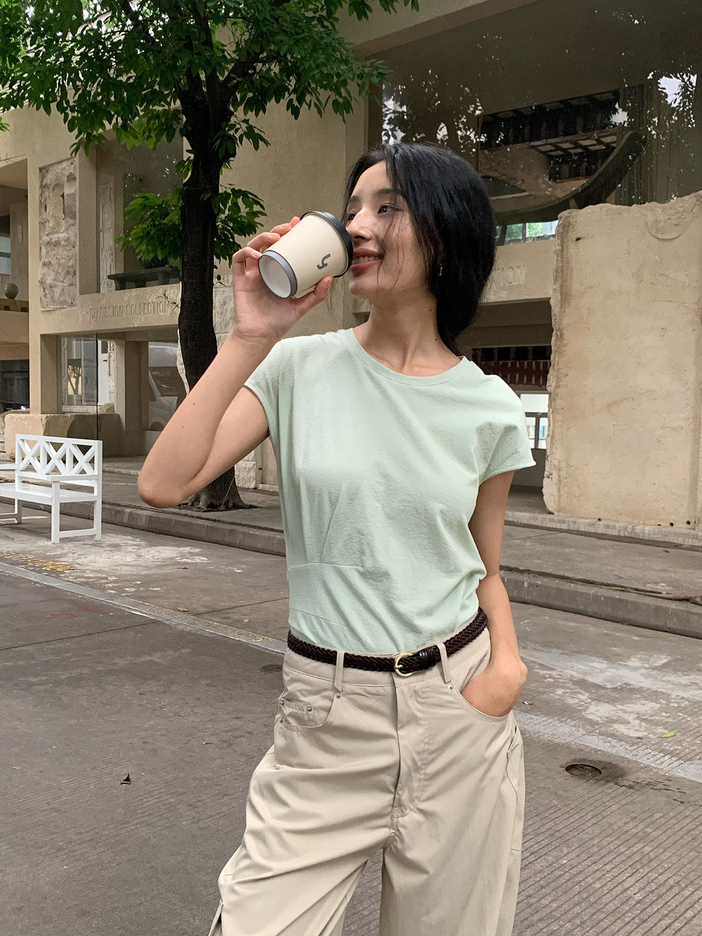 Minimalist Side Pleats Basic T-Shirt