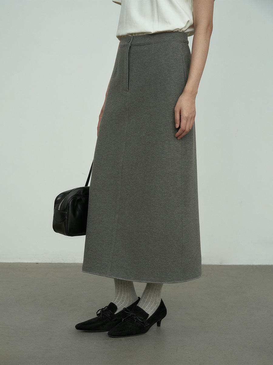 Back-Slit Smooth Maxi Skirt
