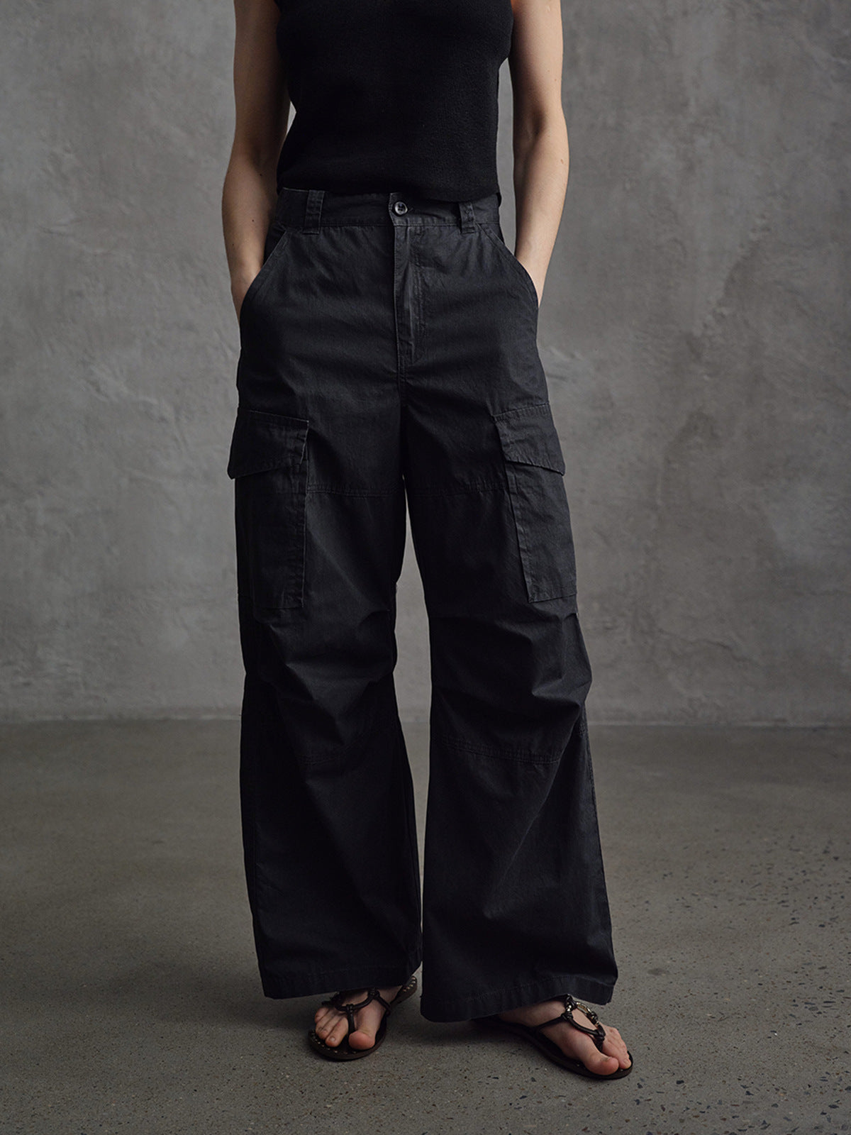 Distressed Matte Textured Wide Leg Cargo Pants